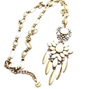 Stella and Dot Mallorca Pendant